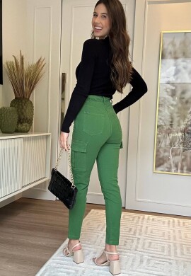 CALÇA CARGO MOM FEMININA JADE  COSH  Verde abacate