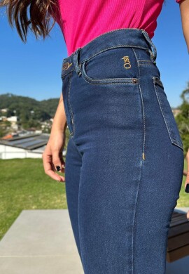 CALÇA RETA FEMININA FLOR  COSH JEANS  Jeans