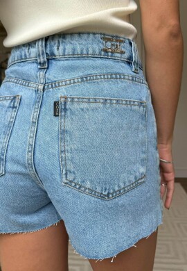 SHORT FEMININO COM STRASS ÁGATA - COSH JEANS - Jeans